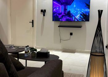 استديو هادئ بسرير ماستر 