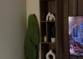 شقة بغرفة معيشة وغرفة نوم 