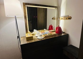 استديو بسرير ماستر 