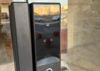 استديو هادئ بسرير ماستر 