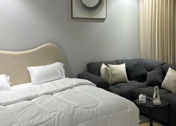 استديو هادئ بسرير ماستر 