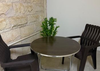 استديو بسرير ماستر وجلسة جانبية 