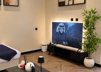 استديو هادئ بسرير ماستر 