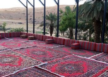 مزرعة بأجواء جميلة ومجالس واسعة