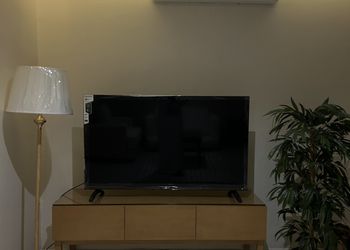 استديو بأثاث مريح وبسيط 
