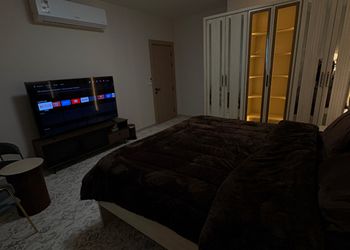 استديو هادئ بسرير ماستر 