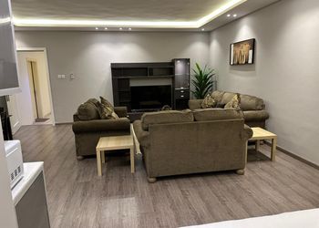استديو هادئ بسرير ماستر 
