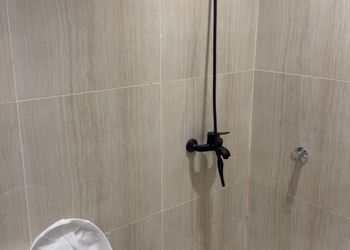 استديو هادئ بسرير ماستر
