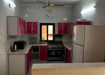 استراحة بمجلس رجال ونساء