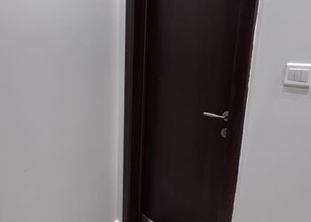 استديو بسرير ماستر وجلسة جانبية