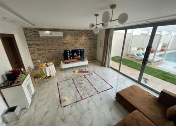 شاليه مودرن بمسبح وجاكوزي 