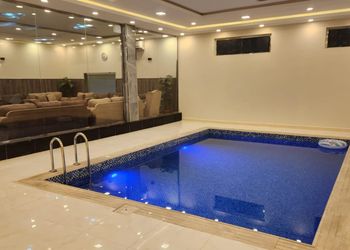شالية بمجلس مطل على المسبح 