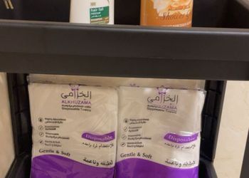 استديو راقي بموقف خاص وسط الخبر