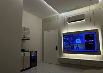 شقة بدخول ذاتي وغرفة نوم مريحة 
