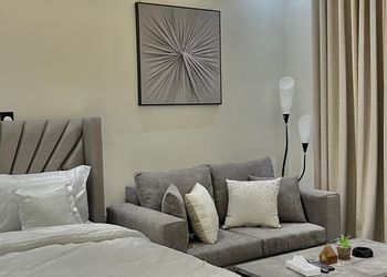 استديو بدخول ذاتي وموقع مميز