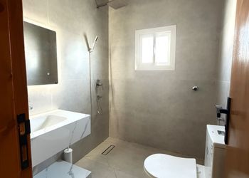 استديو بسرير ماستر ودخول ذاتي