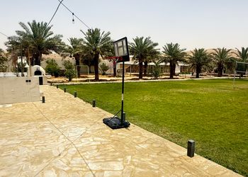 مزرعة بمجلس وجلسة خارجية 