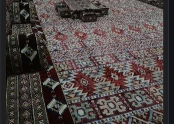 استراحة بمسطح اخضر ومسبح خارجي