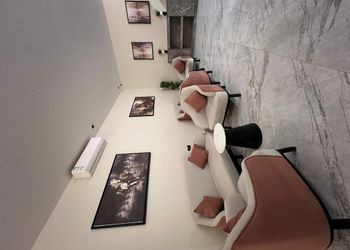 استديو بسرير ماستر وجلسة جانبية 