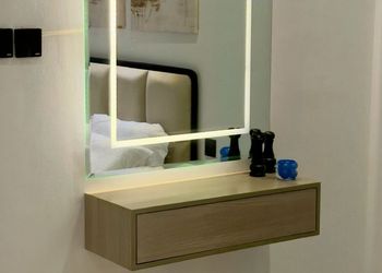 استديو بسرير ماستر