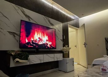 استديو بسرير ماستر وجلسة جانبية