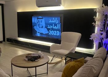 استديو بتصميم هادئ وسرير مريح 
