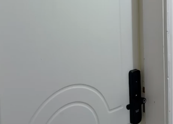 استديو هادئ بسرير ماستر 