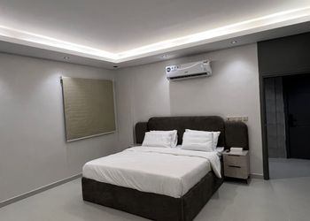 استديو هادئ بسرير ماستر 