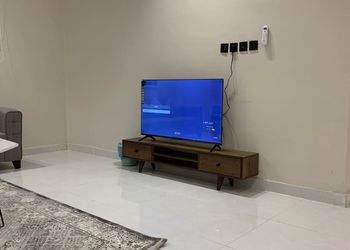 شقة بغرفتين نوم وصالة
