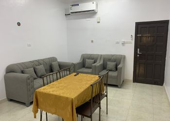 شقة بغرفتين نوم وصالة 