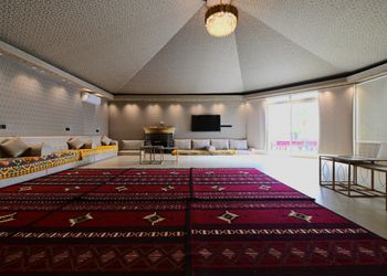 استراحة بملحق خارجي وجلسة خارجية
