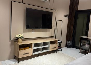 استديو بسرير ماستر وجلسة جانبية 
