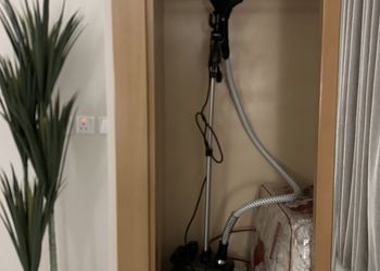 استديو بسرير ماستر وجلسة جانبية 