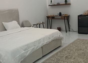 استديو هادئ بسرير ماستر 