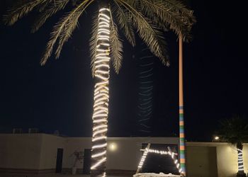 شاليه بمجلس واسع ومسبح خارجي 