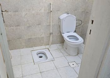 شاليه بجلسة خارجية ومسبح