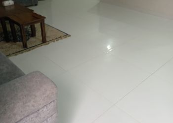 شالية بمسطح اخضر و جلسة خارجية
