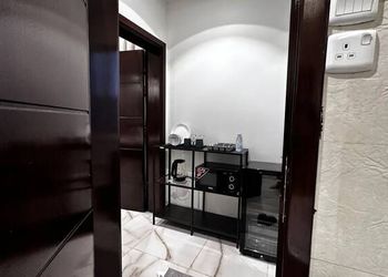 استديو بسرير ماستر وجلسة جانبية 