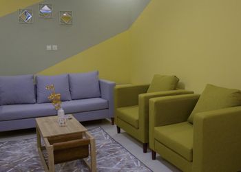 شاليه بمسطحات خضراء وغرفتين نوم 