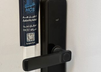 استديو هادئ بسرير ماستر