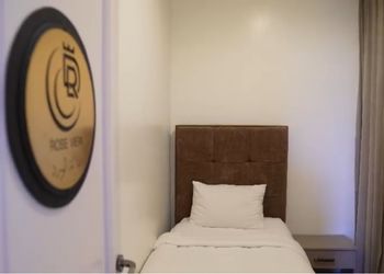 شالية دورين بخمس غرف نوم وبلكونه