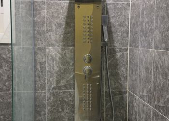 استديو هادئ بسرير ماستر 