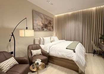 استديو بتصميم أنيق ودخول ذاتي 