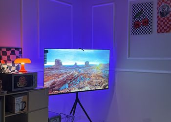 استديو بسرير ماستر وجلسة جانبية