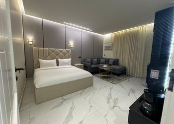 استديو بدخول ذاتي وسرير مريح 
