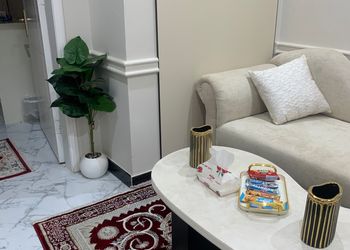 شقة بغرفة معيشة وغرفة نوم 