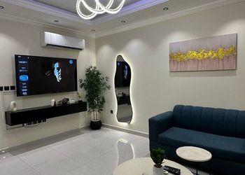 شقة بدخول ذاتي وغرفة نوم مريحة 