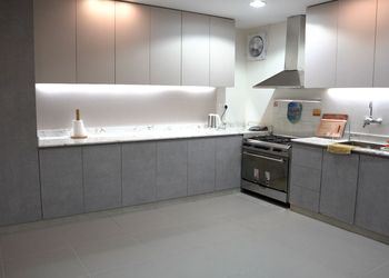 مزرعة بمناظر خلابة وجلسة خارجية 
