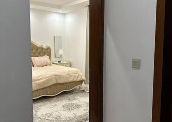 شقة بصالة وغرفتين نوم دخول ذاتي