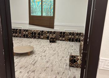 استراحة بألعاب أطفال ومجالس